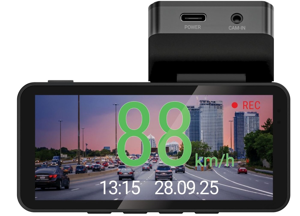 Autokamera NAVITEL R87 GPS zobrazení rychlosti na displeji