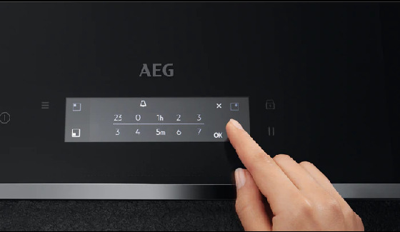 Indukční varná deska AEG SenseFry® IAE84851FB černá Indukční varná deska AEG SenseFry® IAE84851FB černá