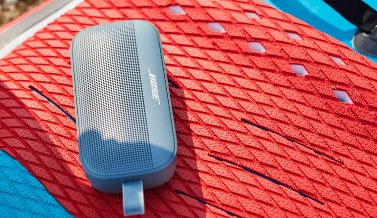Přenosný reproduktor Bose SoundLink Flex bílý Přenosný reproduktor Bose SoundLink Flex bílý