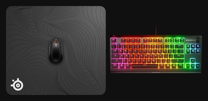 Podložka pod myš SteelSeries QcK Large, Topographic černá Podložka QcK Large Topographic s myší vedle klávesnice s RGB podsvícením