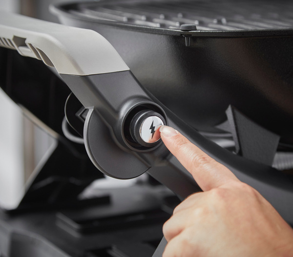 Gril zahradní plynový Weber Q 1200N černý WEB1501070_05