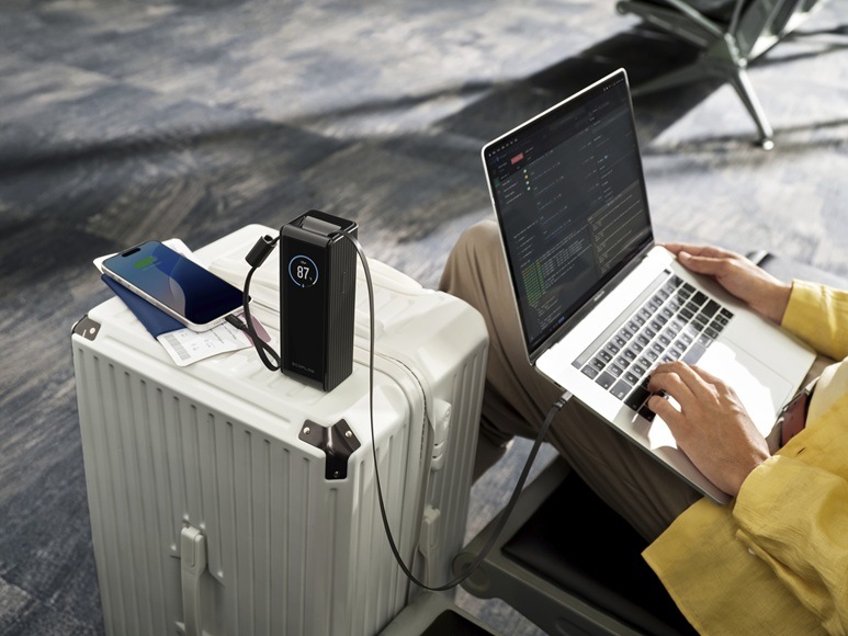 Powerbanka EcoFlow RAPID 25000mAh, 170W, 2x100W USB-C kabel stříbrná Powerbanka EcoFlow RAPID 25000mAh, 170W, 2x100W USB-C kabel stříbrná