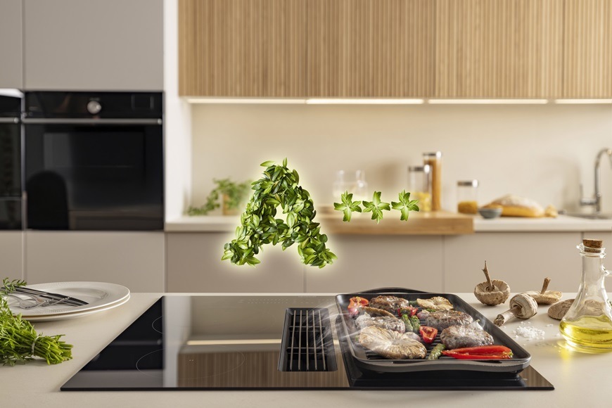 Indukční varná deska s odsáváním Gorenje G600 GEH8432BSCWF černá Indukční varná deska Gorenje GEH8432BSCWF se zabudovaným odsáváním par, černá, Velmi úsporná energetická třída A+++