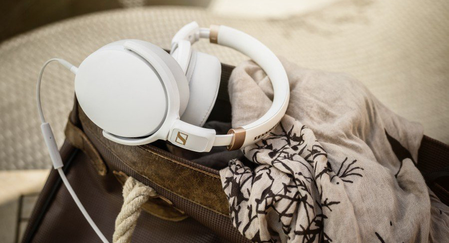 Sluchátka Sennheiser HD 4.30i černá