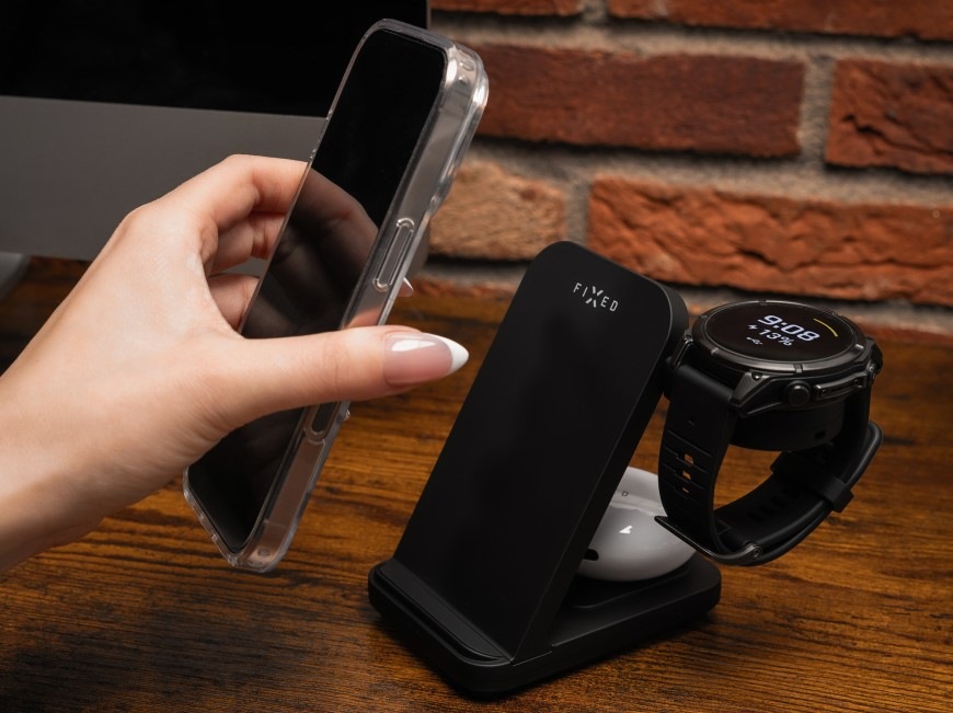 Bezdrátová nabíječka FIXED Powerstation pro Garmin, až pro 3 zařízení - černá