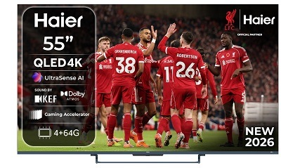 Televize Haier H55S90GUX s fotbalisty na displeji
