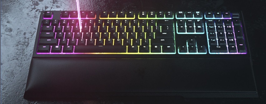Klávesnice Razer Ornata V2, RGB, US černá