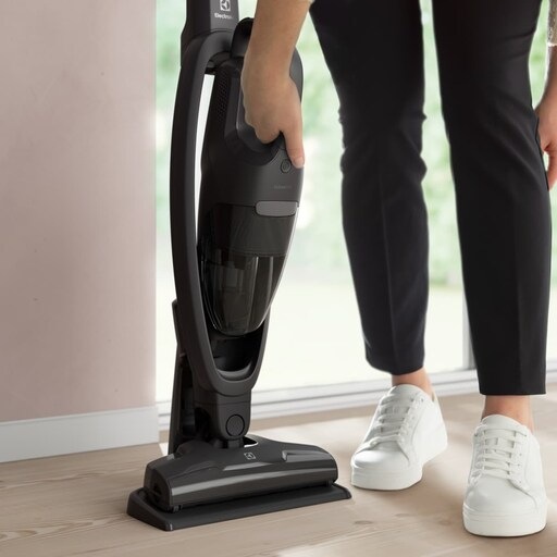 Tyčový vysavač Electrolux 300 Clean ES31CB18GG