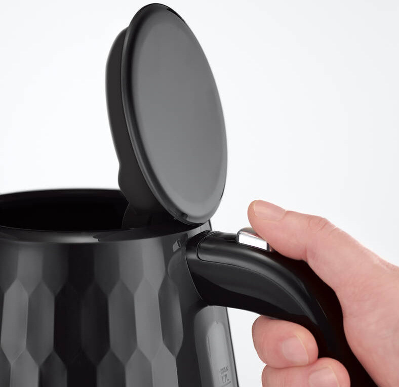 Rychlovarná konvice RUSSELL HOBBS 26051-70 Honeycomb Black Rychlovarná konvice RUSSELL HOBBS 26051-70 Honeycomb Black