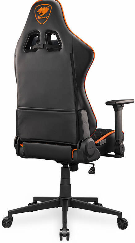 Zadní strana židle Cougar Armor One V2 F s hladkým černým potahem a decentním oranžovým orámováním