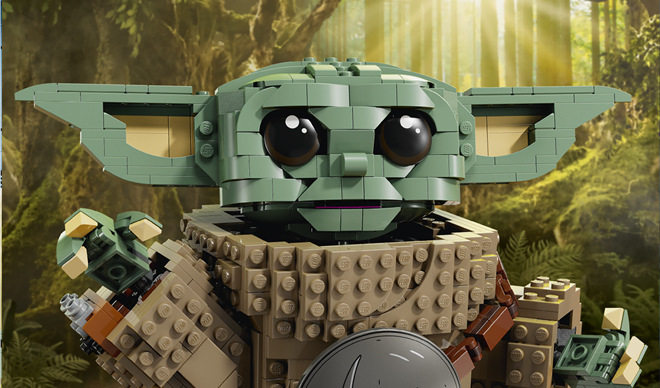 Hotový Grogu měří přes 20 cm a díky aplikaci LEGO Builder ho můžete snadno stavět i prohlížet.