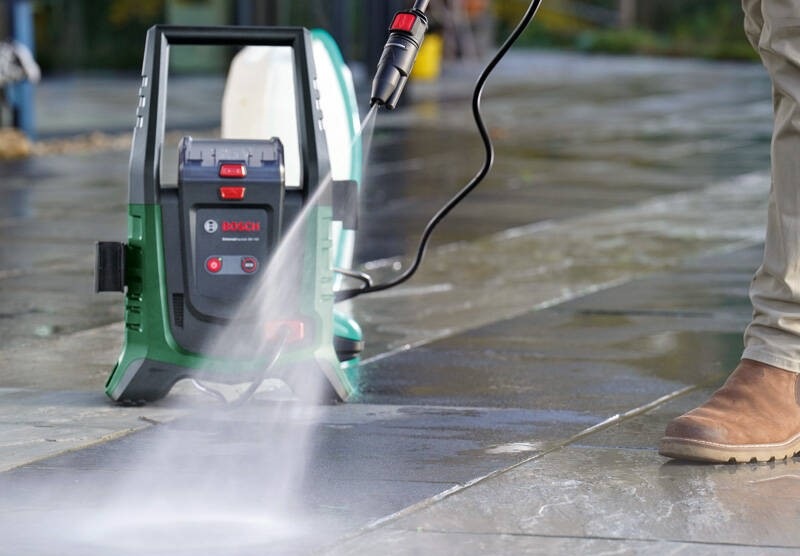 Vysokotlaký čistič Bosch UniversalAquatak 36V-100 (s baterií)