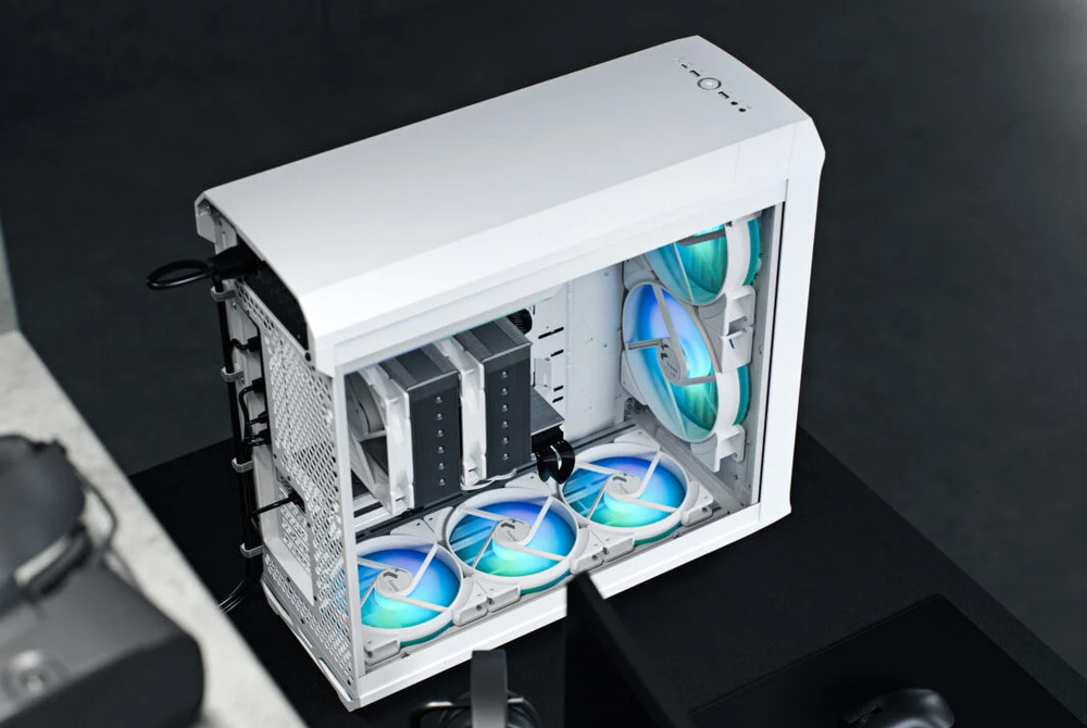 Case FRACTAL DESIGN Torrent černá