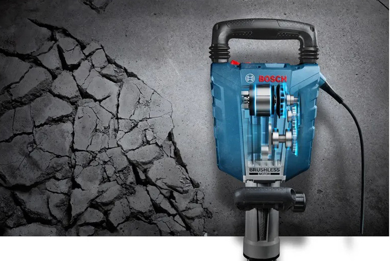 Kladivo Bosch Professional GSH 14 C Bezuhlíkový motor zvyšuje výkon, prodlužuje životnost a pracuje bez jisker s minimální potřebou údržby