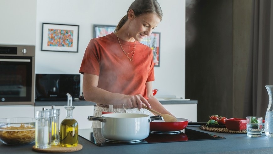 Indukční varná deska Hoover H-HOB 500 HTPS64MCTTWIFI černá Indukční varná deska Hoover H-HOB 500 HTPS64MCTTWIFI černá