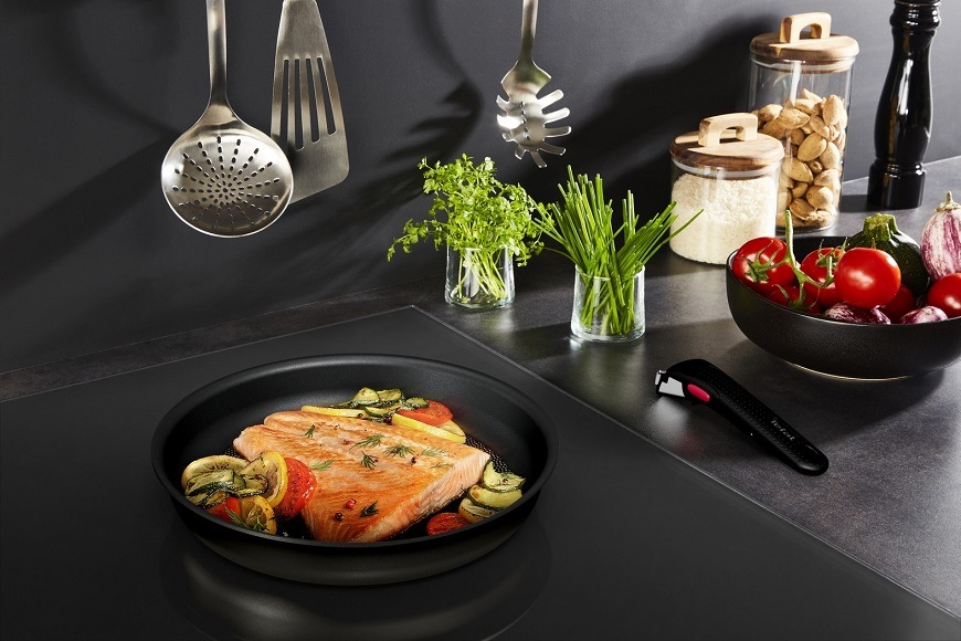 Sada nádobí Tefal L7649553 Ingenio Ultimate, 5 ks černá Sada nádobí Tefal L7649553 Ingenio Ultimate, 5 ks černá