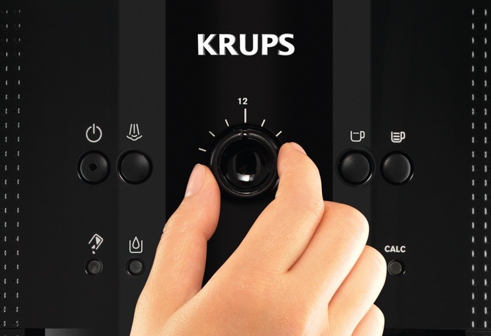 Automatický kávovar Krups Arabica EA811010 černý