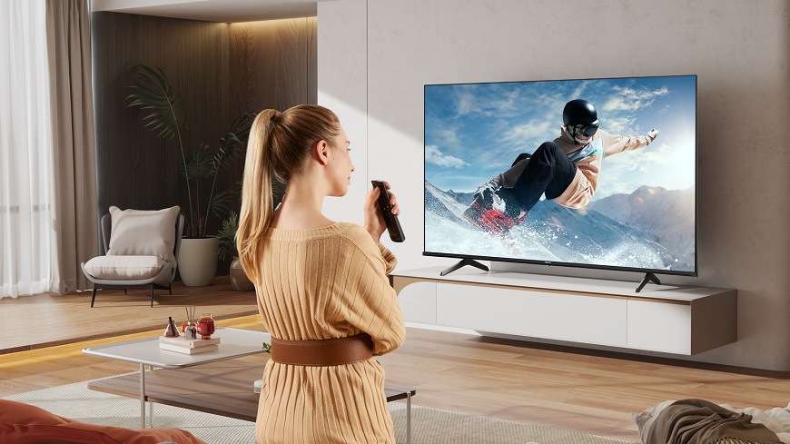 Televize Hisense 75E7NQ Televize Hisense 75E7NQ, Hlasové ovládání