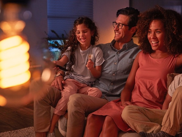 Chytrá žárovka Philips Hue Bluetooth Filament, 7W, E27, White Philips Hue Bluetooth Filament, 7 W, E27, White