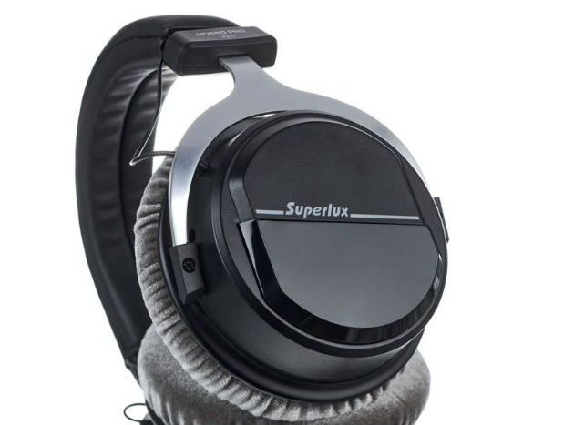 Sluchátka Superlux HD660 PRO 32 Ohm černá Sluchátka Superlux HD660 PRO 32 Ohm černá