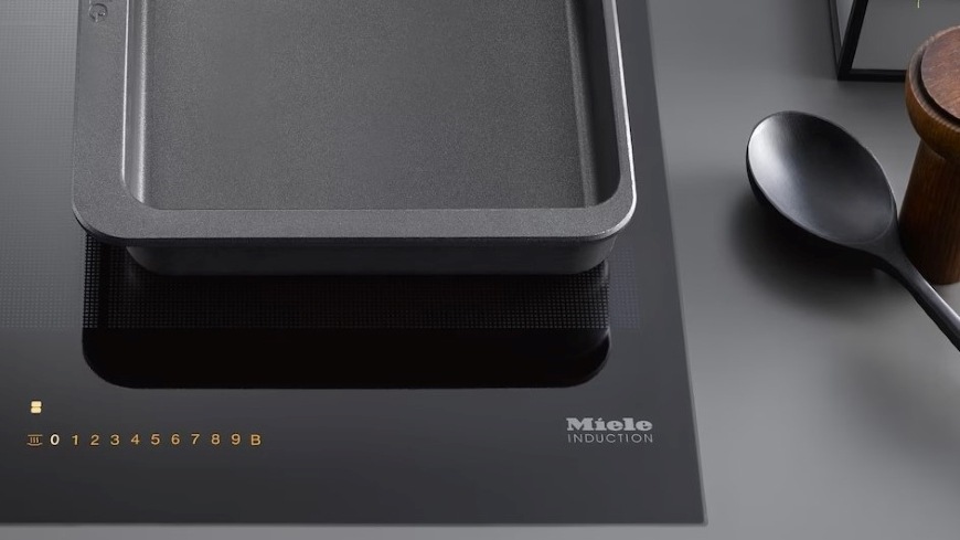 Indukční varná deska Miele KM 7201 FR černá Indukční varná deska Miele KM 7201 FR černá