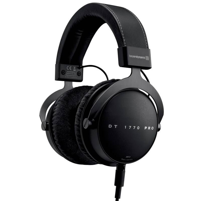 Sluchátka Beyerdynamic DT 1770 PRO 250 ohm černá