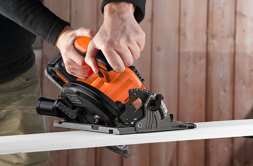 Okružní pila Black-Decker BLCCS78E1-QW (s baterií)