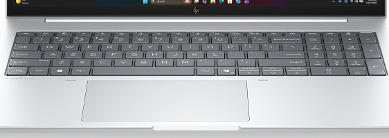 Notebook HP EliteBook 8 G2i 16" stříbrný Detail klávesnice notebooku HP EliteBook 8 G2i
