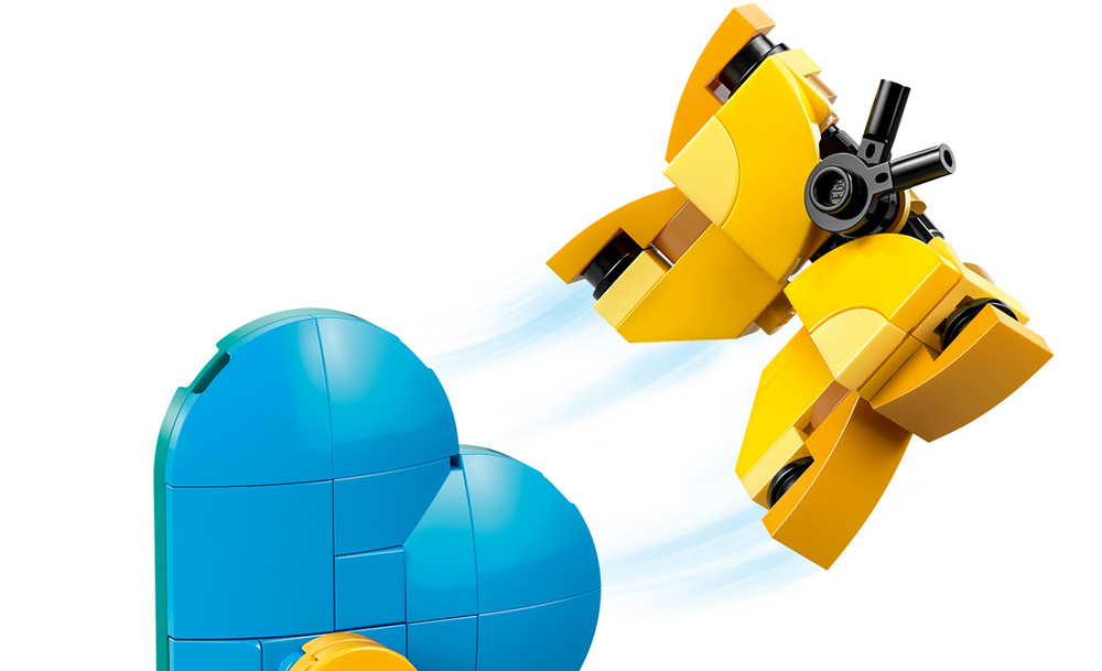 Stavebnice LEGO® │ Disney 43257 Andílek Po hraní se Andílek promění v originální dekoraci, která skvěle doplní pohádkovou sbírku.