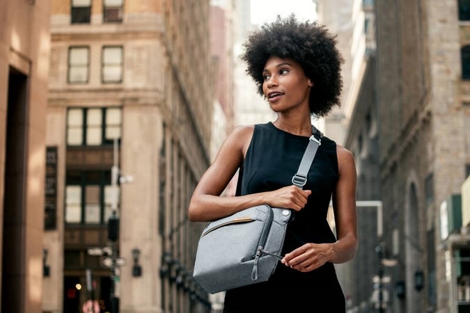 Brašna Peak Design Everyday Sling 6L (v2) šedá