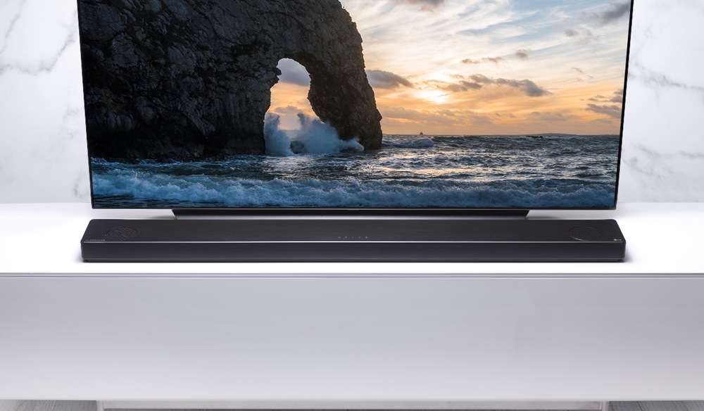 Soundbar LG SL10Y černý Soundbar LG SL10Y černý