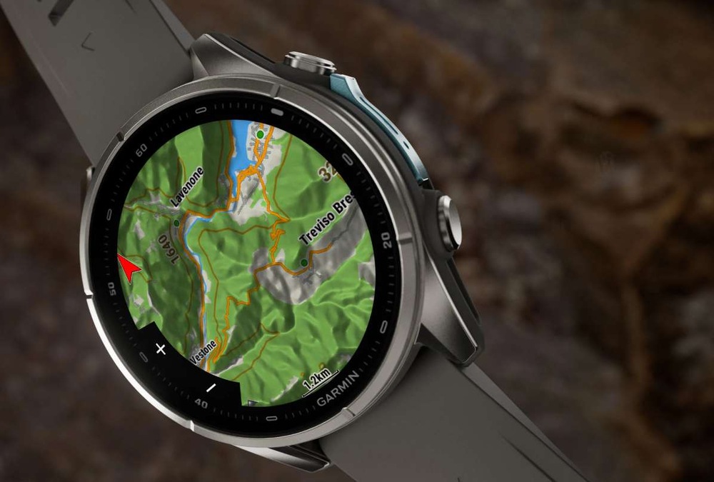 Garmin fénix 9 mají barevné mapy TopoActive