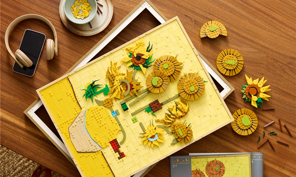 Stavebnice LEGO® Art 31215 Vincent van Gogh – Slunečnice Stavebnice LEGO Art přetváří ikonické Slunečnice Vincenta van Gogha do působivého prostorového obrazu z kostek LEGO