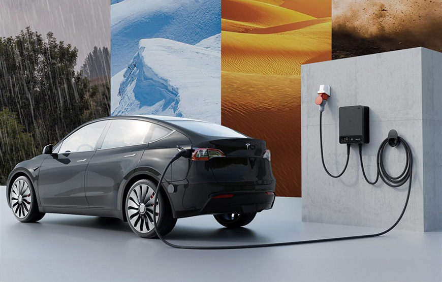 Nástěnná nabíjecí stanice dé pro elektromobily 11kW s 10m kabelem, verze s CZ aplikací černá Nástěnná nabíjecí stanice dé pro elektromobily 11kW s 15m kabelem, verze s CZ aplikací