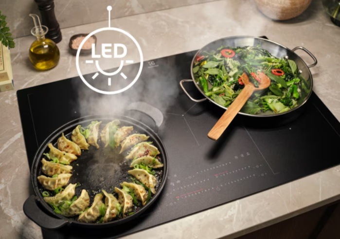 Odsavač par Electrolux Série 600 LFV326K černý Electrolux LFV326K série 600 LED osvětlení Pure Illumination
