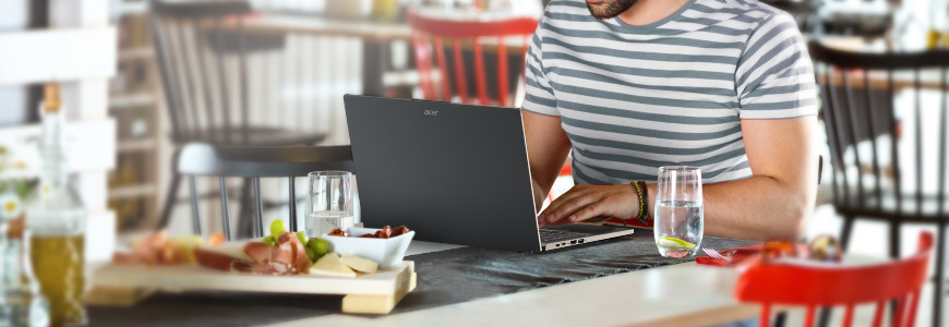Acer Aspire 15, šedá