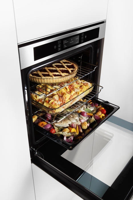 Sklokeramický sporák Whirlpool WS5V8CCX/E nerez