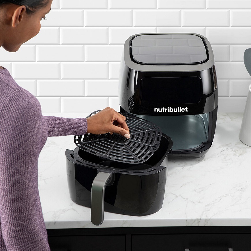 Fritéza horkovzdušná Nutribullet NBA071B XXL DIGITAL AIR FRYER černá