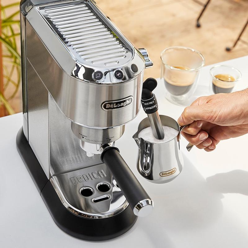 Espresso De'Longhi EC 685.M DEDICA