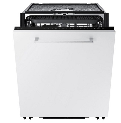 myčka Samsung DW80H73WAB0U1 s šedou dekorační deskou pootevřená