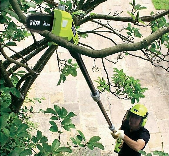 Odvětvovač Ryobi ONE+ OPP1820 (bez baterie)