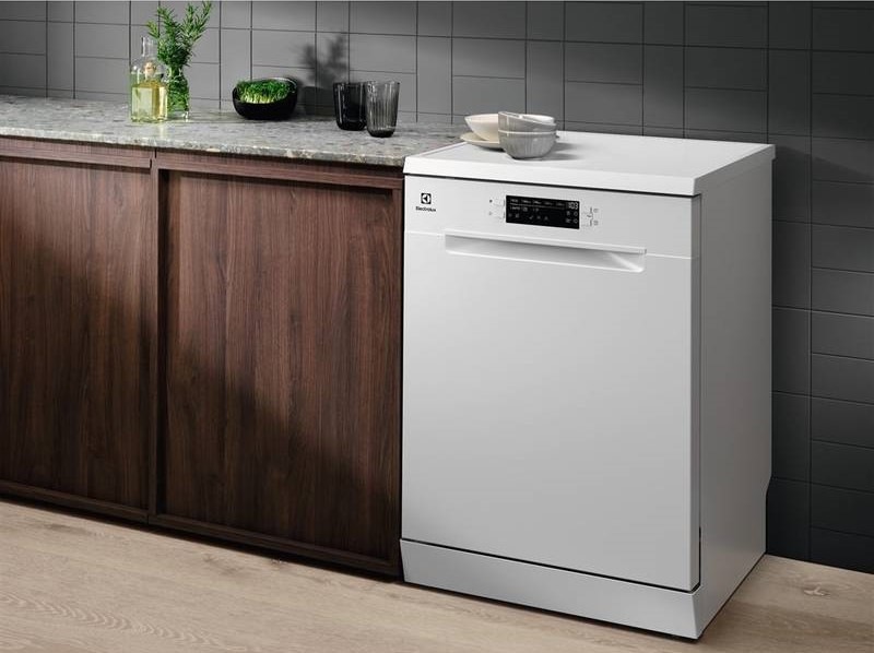 Myčka nádobí Electrolux 300 AirDry ESA47310SW bílá Myčka nádobí Electrolux 300 AirDry ESA47310SW bílá