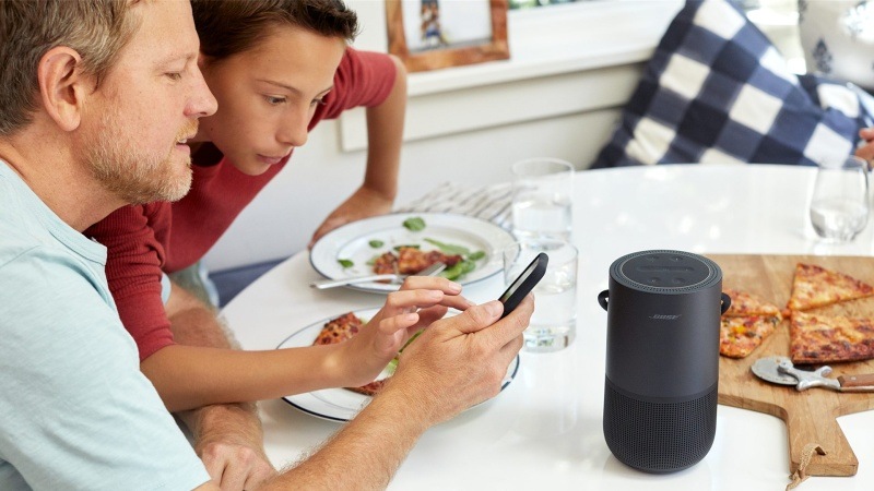 Přenosný reproduktor Bose Home speaker Portable černý Přenosný reproduktor Bose Home speaker Portable černý