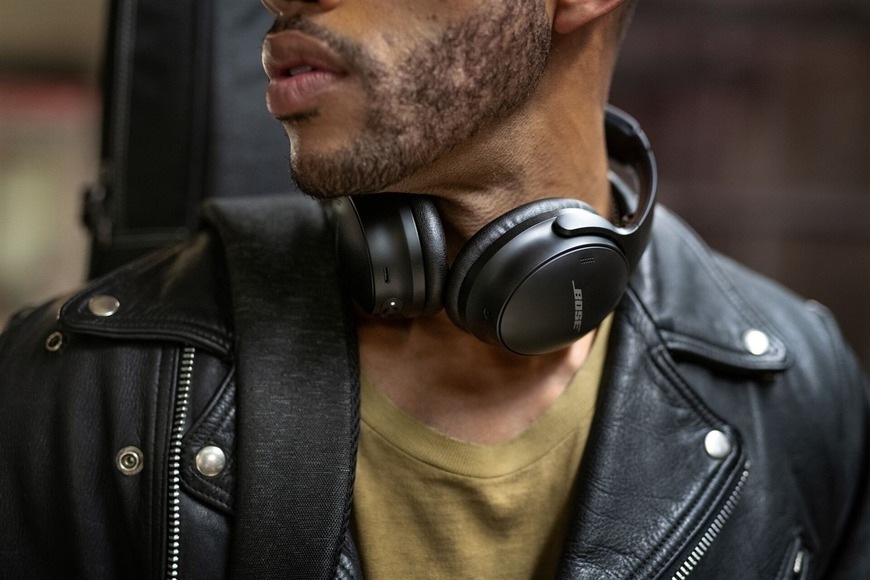 Sluchátka Bose QuietComfort Headphones Club SC černá Bose QuietComfort Headphones Club SC, černá