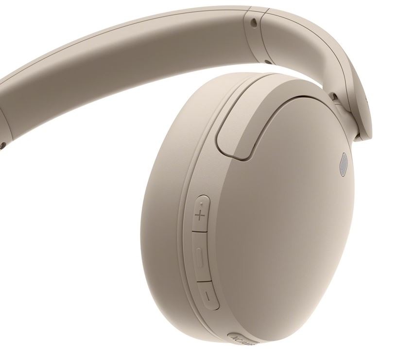 Sluchátka Sony WH-CH730N detailní pohled na náušník