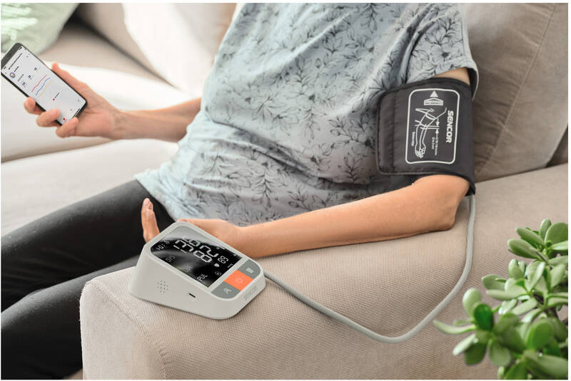 Tlakoměr na paži Sencor SBP 1500WH bílý Tlakoměr na paži Sencor SBP 1500WH bílý
