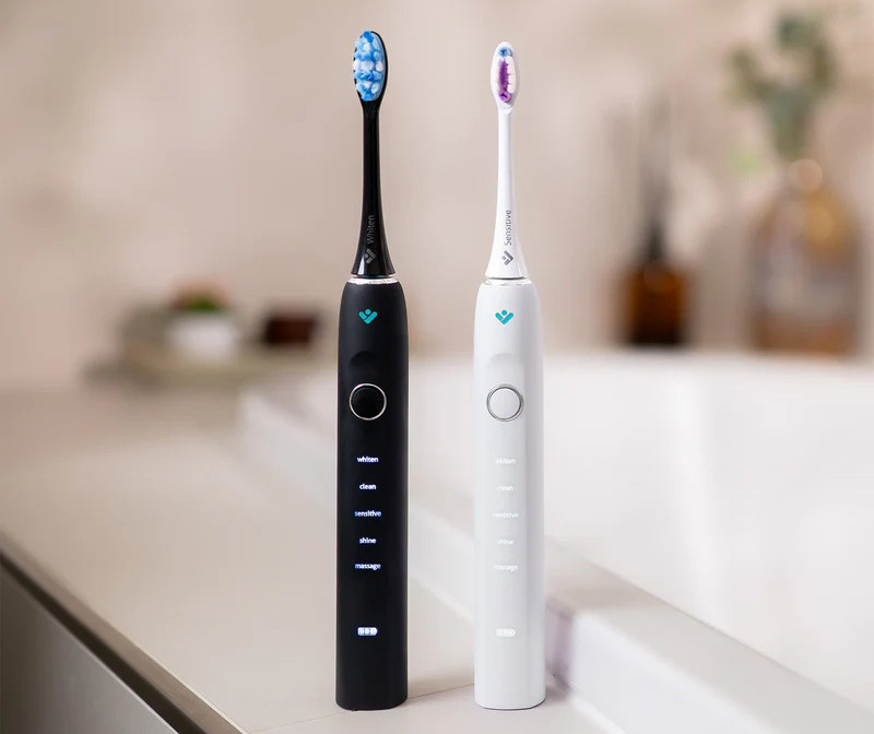 Zubní kartáček TrueLife SonicBrush Compact Duo Black / Lavender