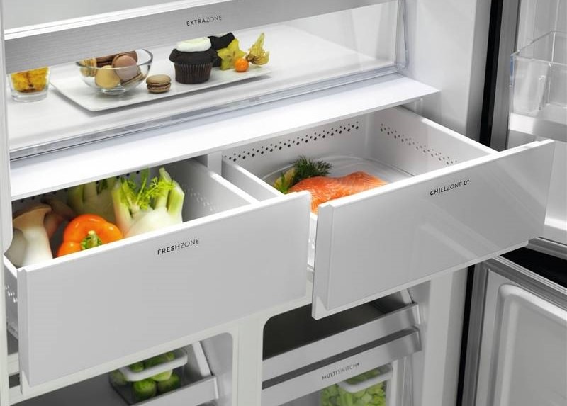 Americká lednice Electrolux ELT9VE52M0 černá