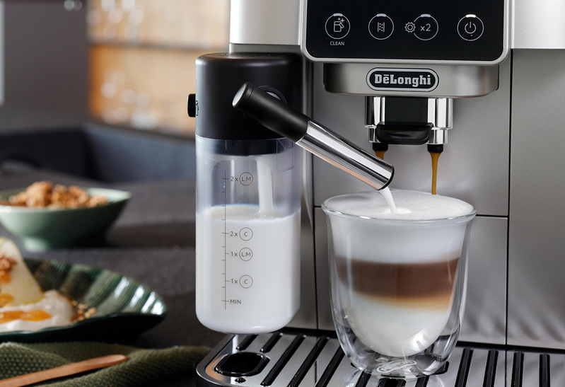 Espresso De'Longhi ECAM 220.80.SB Magnifica Start Milk