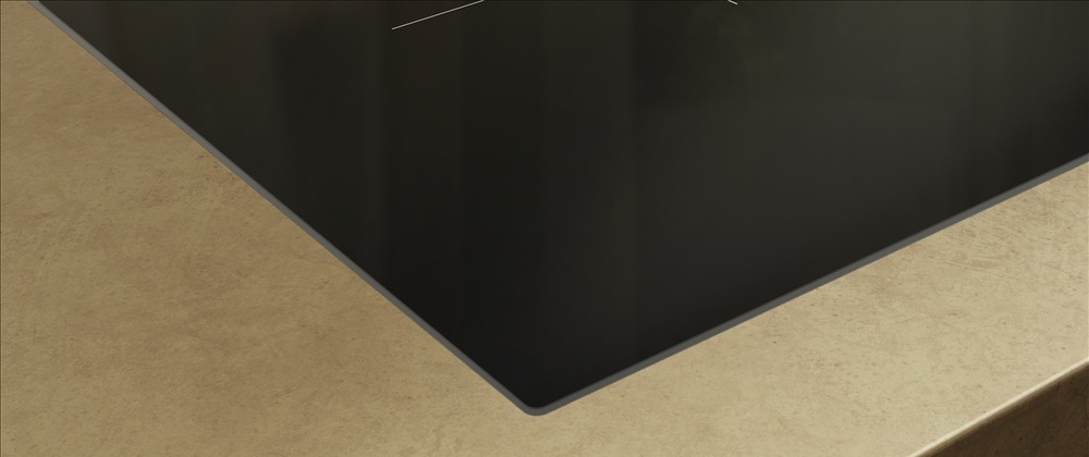 Indukční varná deska Miele KM 8463 FX černá Výkon PowerFlex umožňuje spojení varných ploch do jednoho celku až 230 × 390 mm a přináší až 7 360 W pro rychlý ohřev